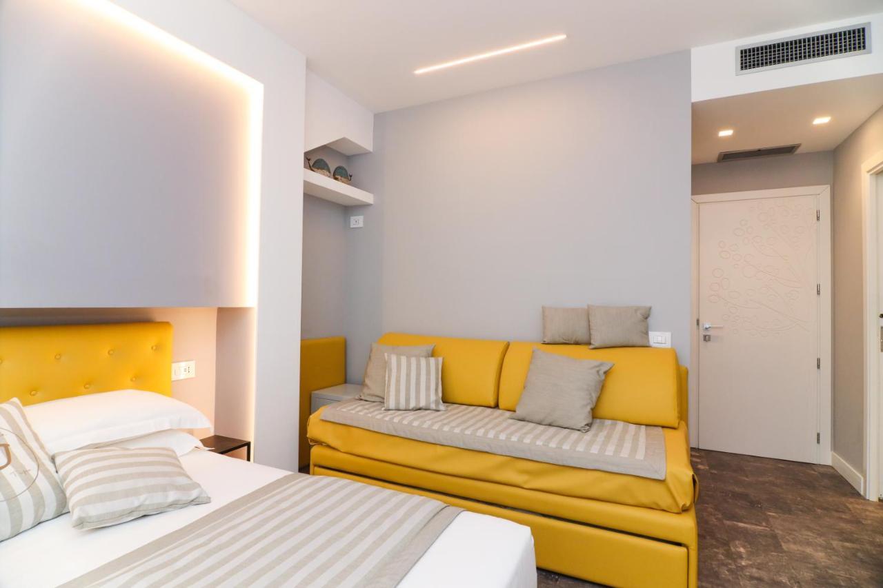 J Luxury Home Тропеа Екстериор снимка