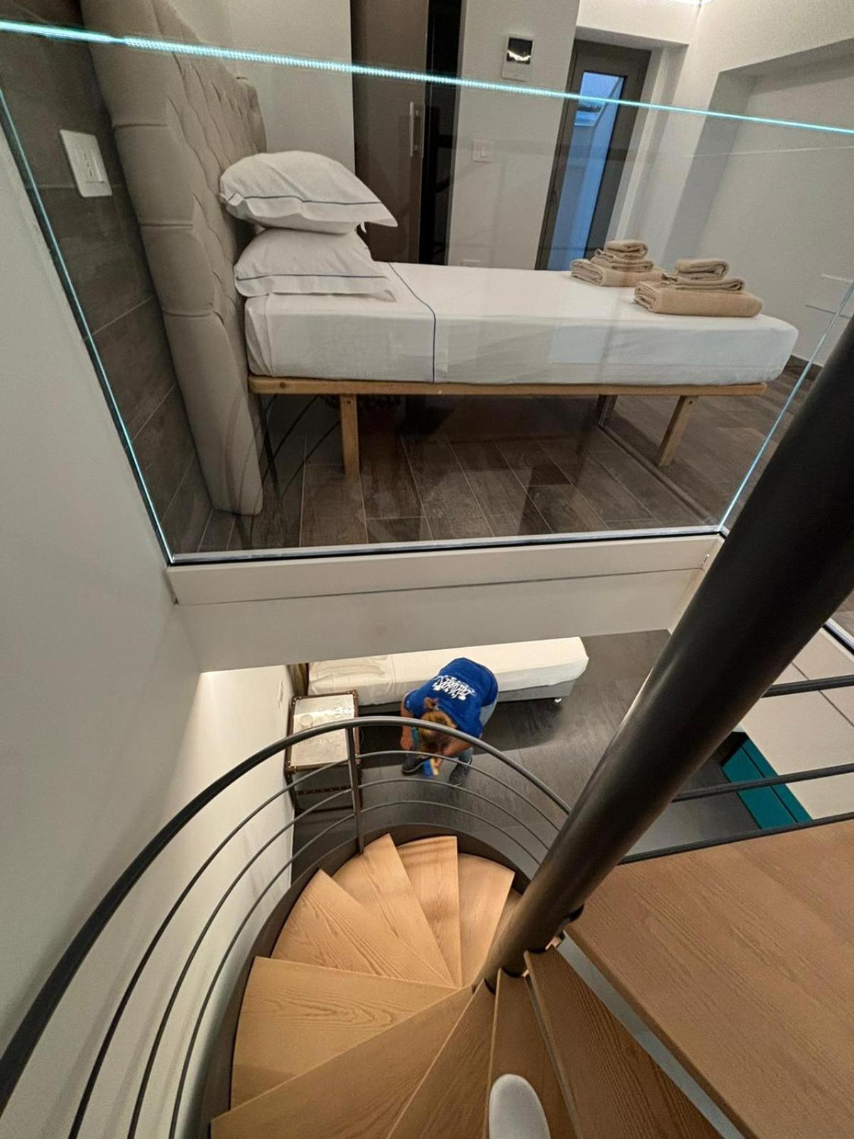J Luxury Home Тропеа Екстериор снимка