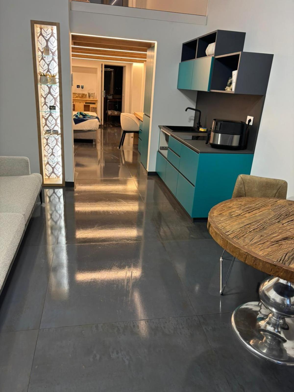 J Luxury Home Тропеа Екстериор снимка