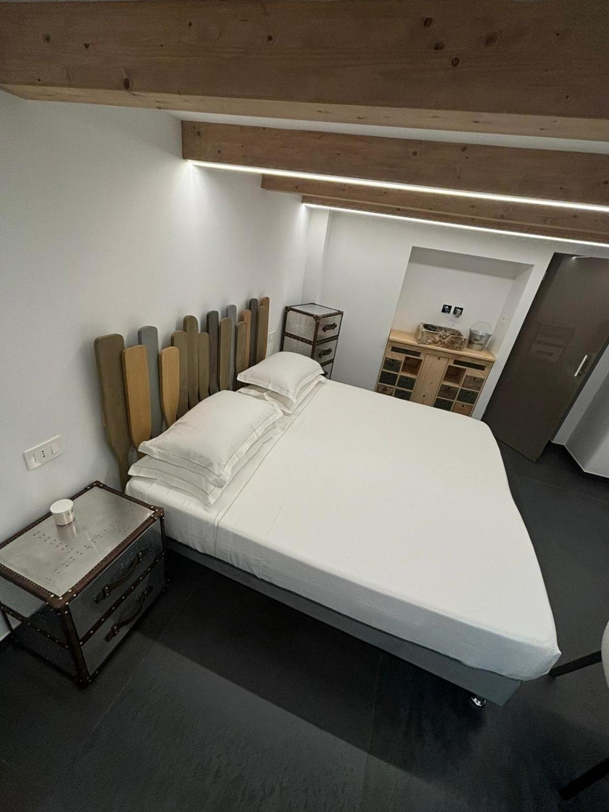 J Luxury Home Тропеа Екстериор снимка